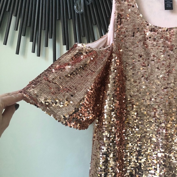 INC Rose Gold Sequin Cold Shoulder Top NWT - Picture 4 of 7